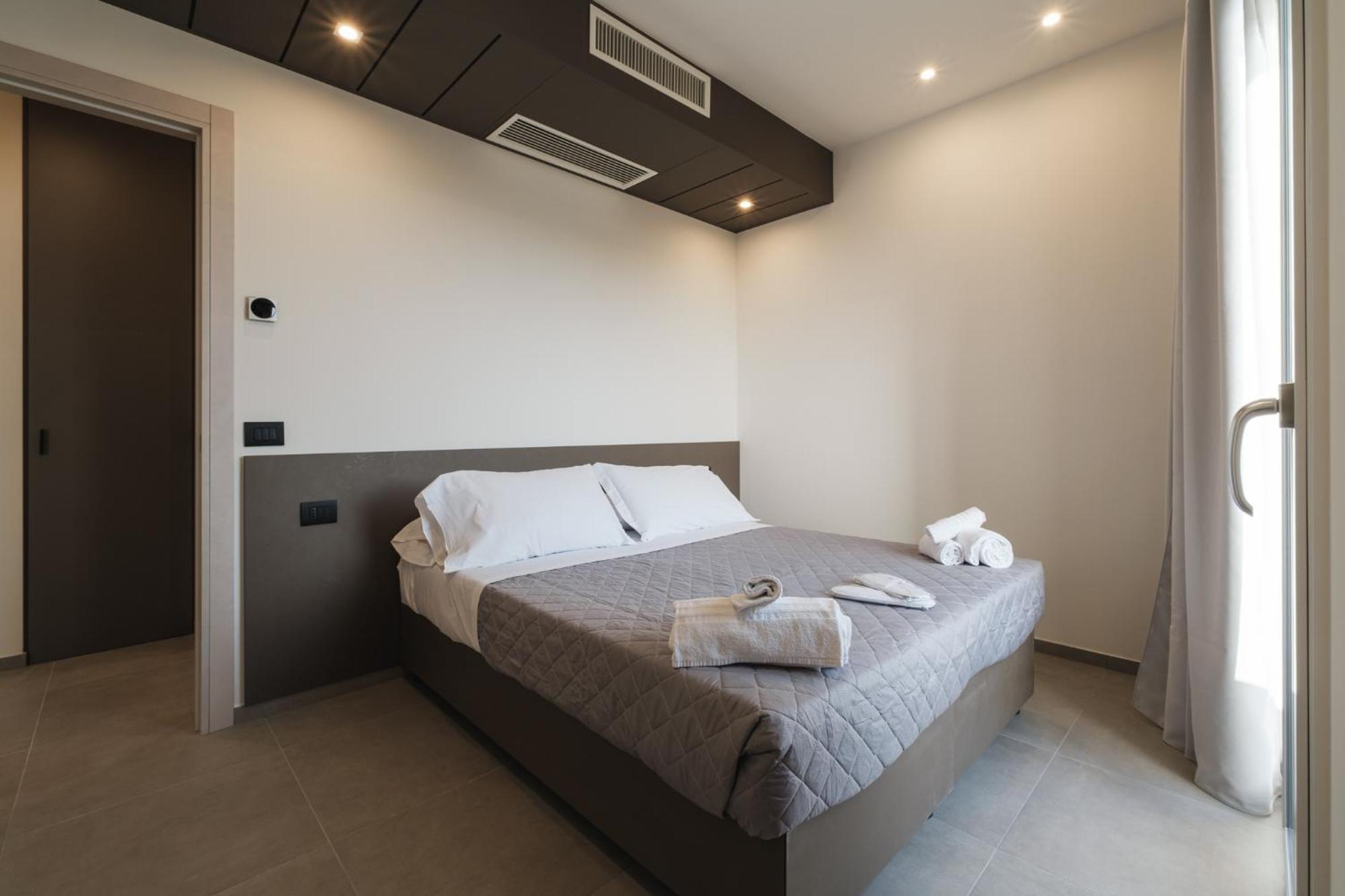 Residence Goldoni6 Suite Apartment Rimini Luaran gambar