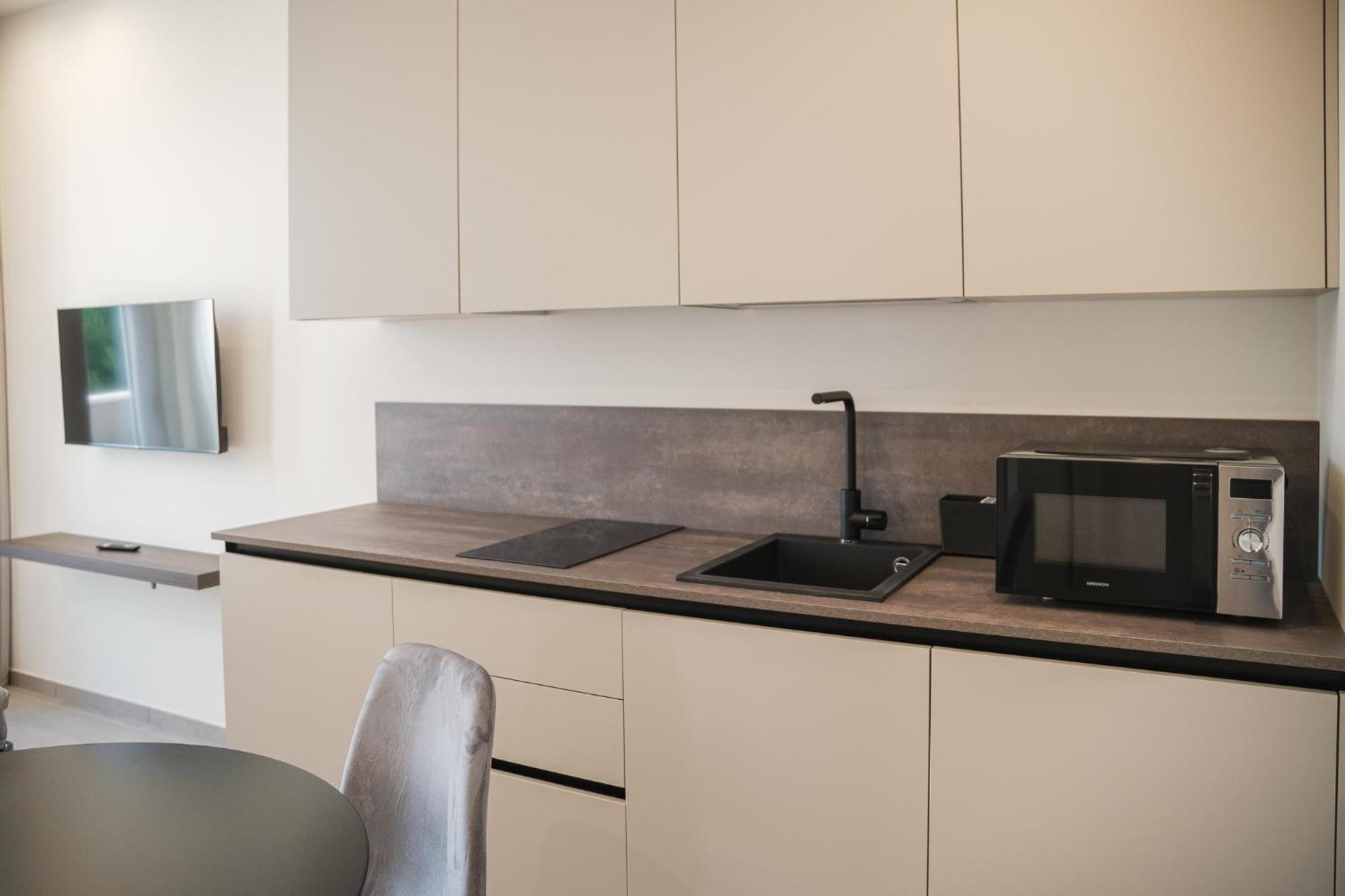 Residence Goldoni6 Suite Apartment Rimini Luaran gambar