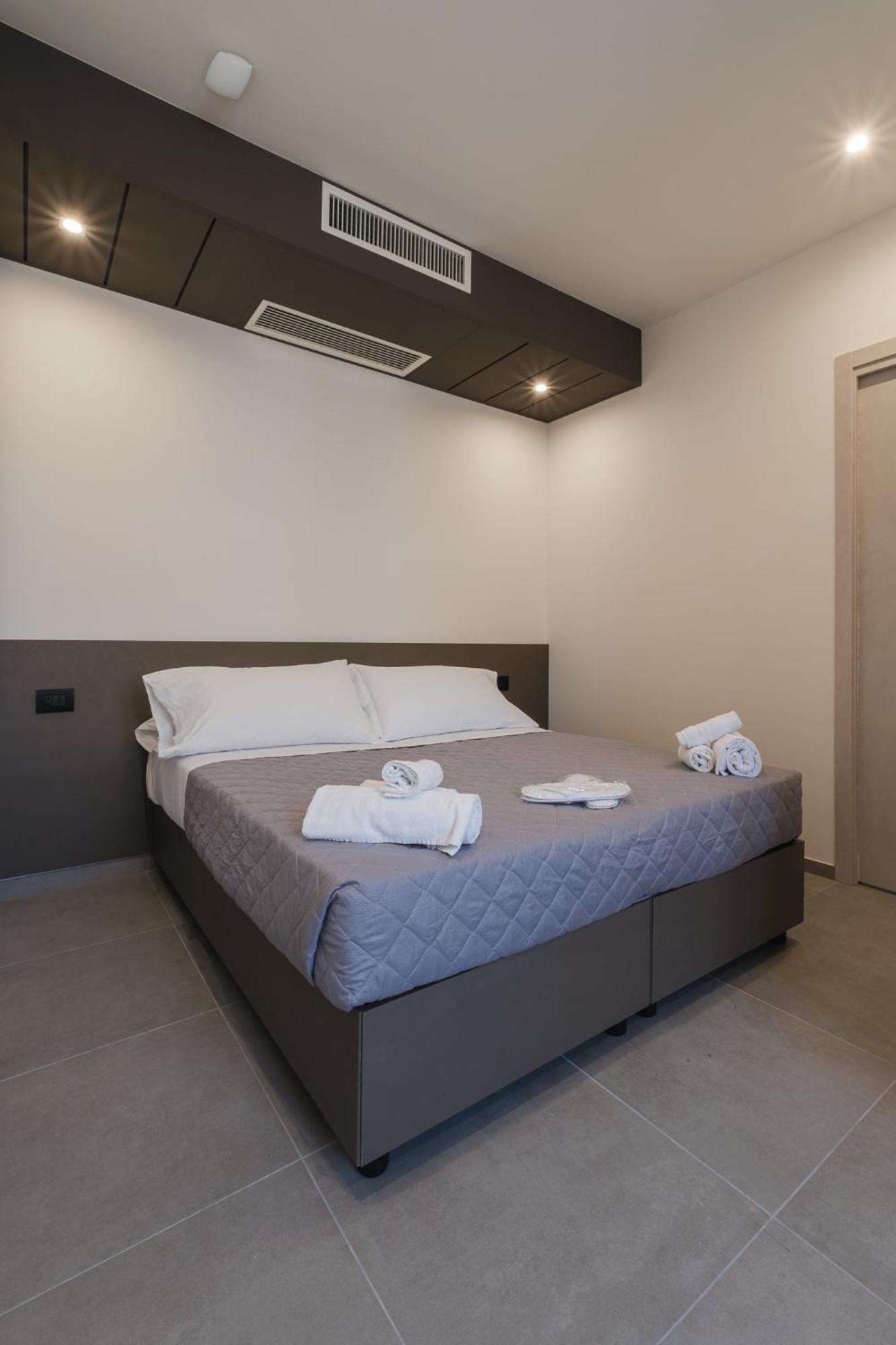 Residence Goldoni6 Suite Apartment Rimini Luaran gambar