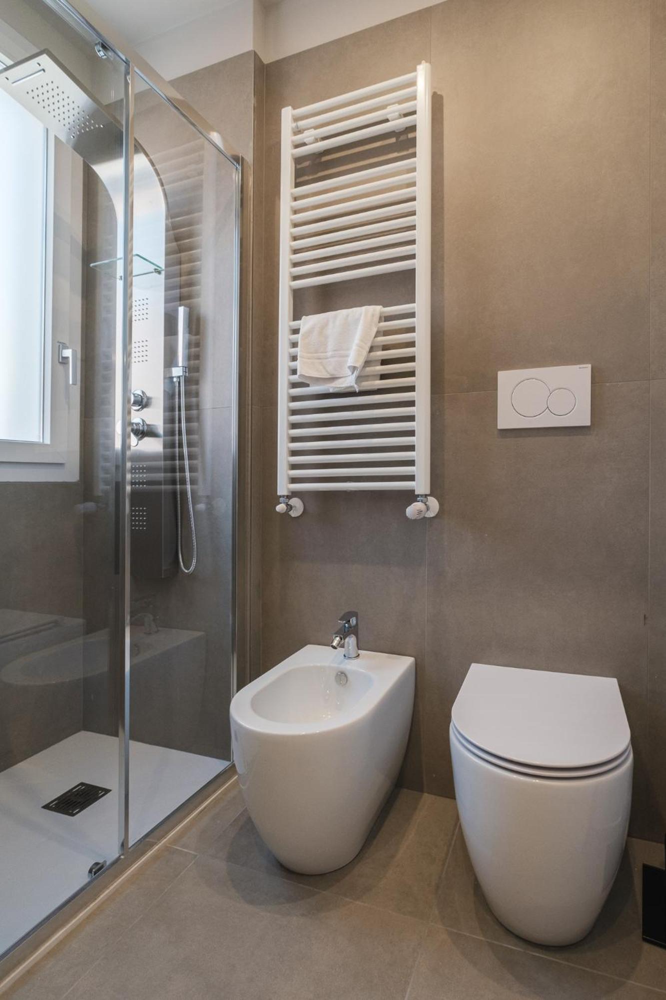 Residence Goldoni6 Suite Apartment Rimini Luaran gambar