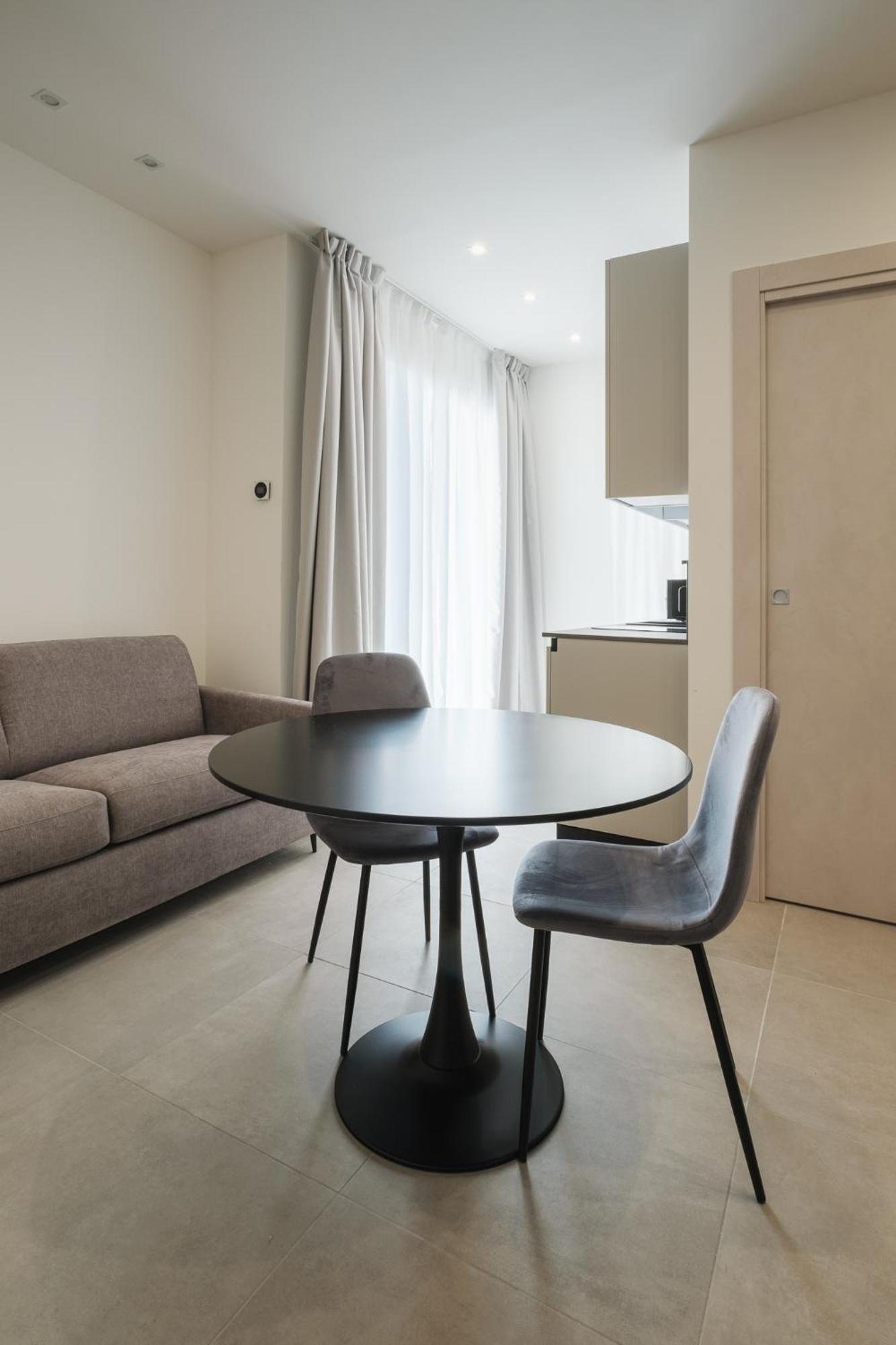 Residence Goldoni6 Suite Apartment Rimini Luaran gambar