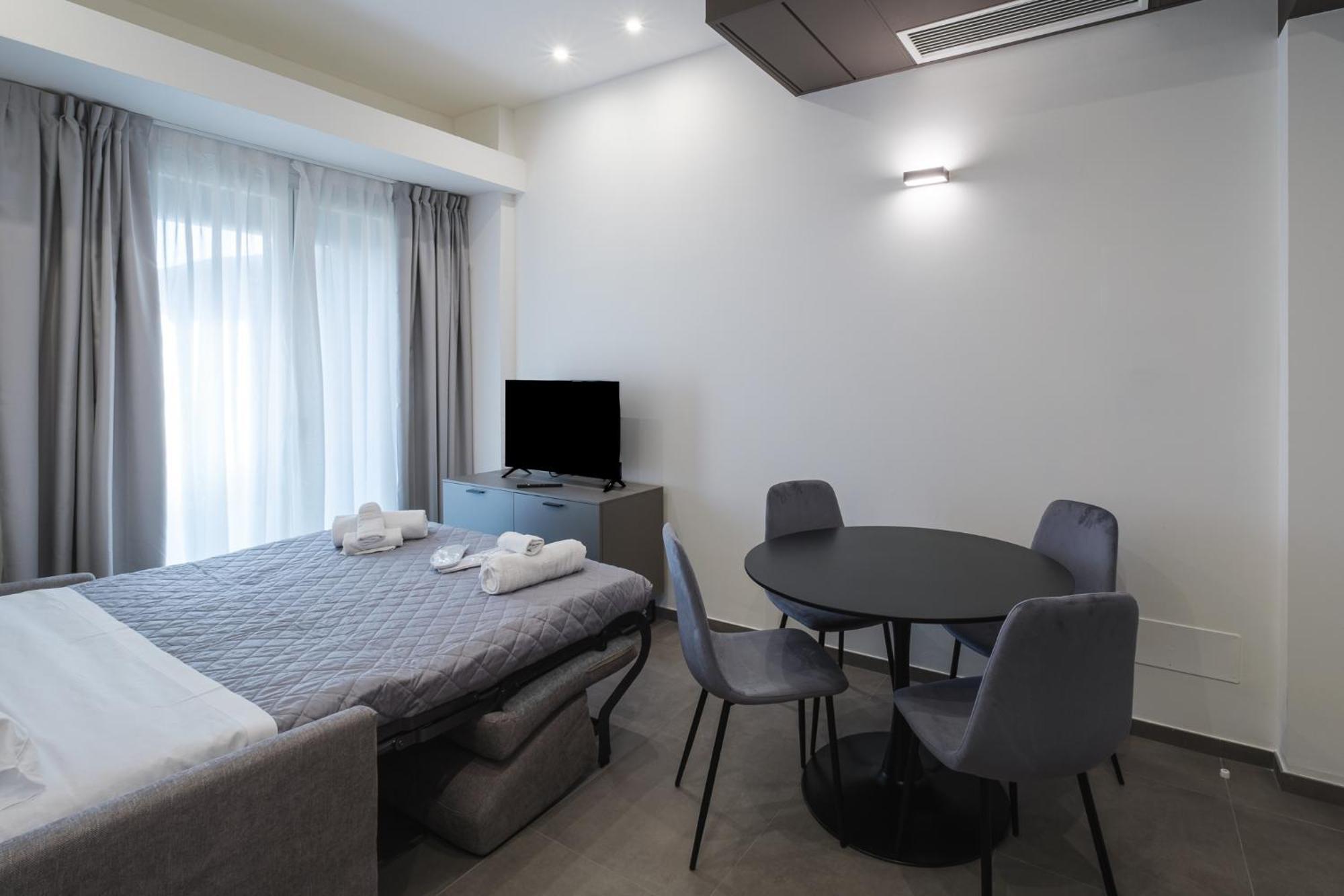 Residence Goldoni6 Suite Apartment Rimini Luaran gambar