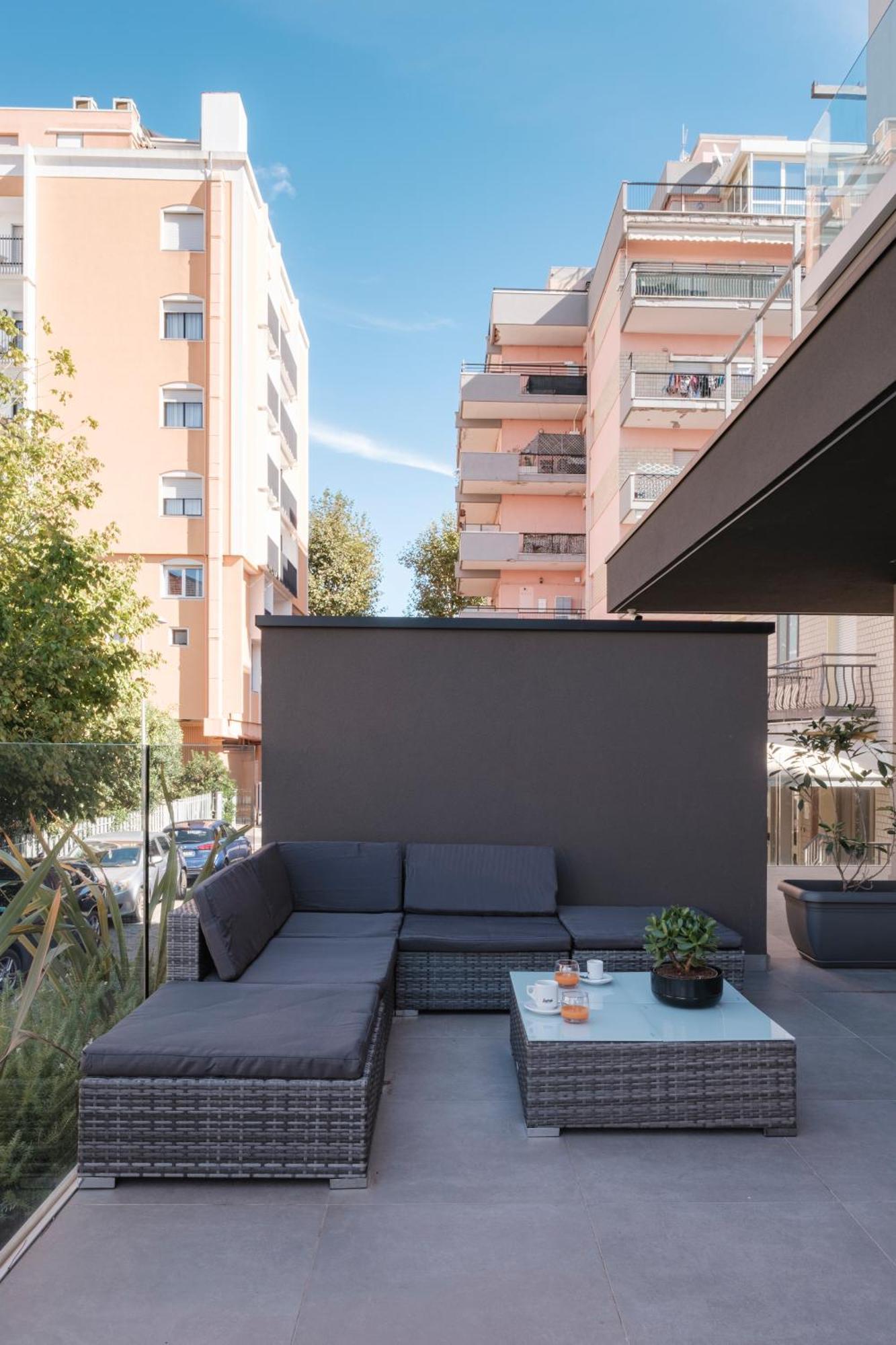 Residence Goldoni6 Suite Apartment Rimini Luaran gambar
